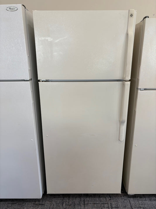 GE Refrigerator