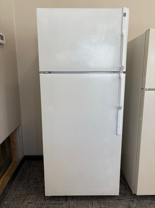 GE Refrigerator