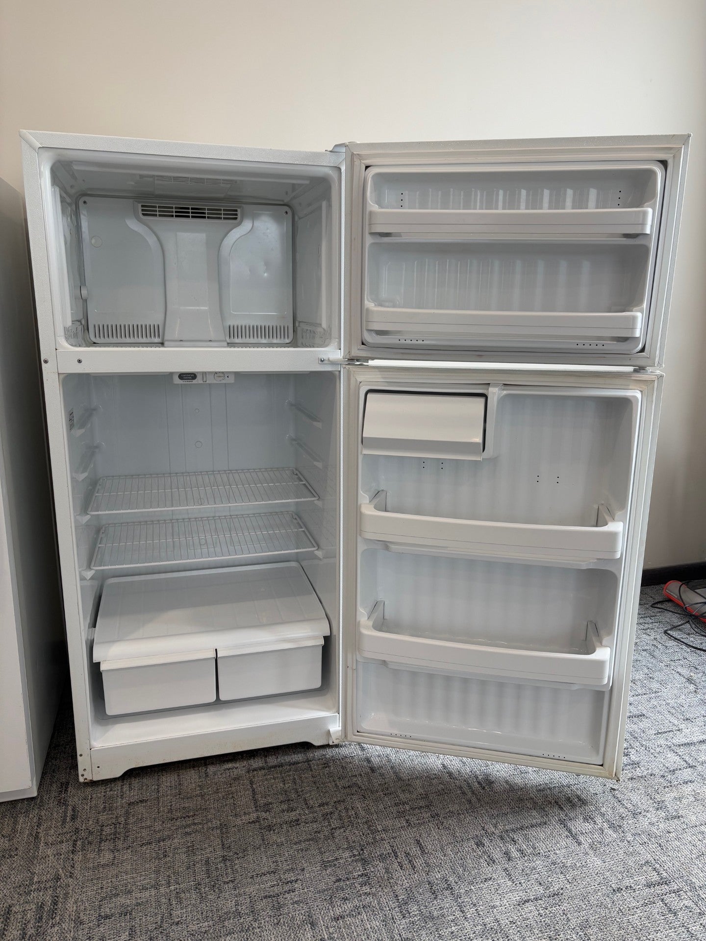 GE Refrigerator